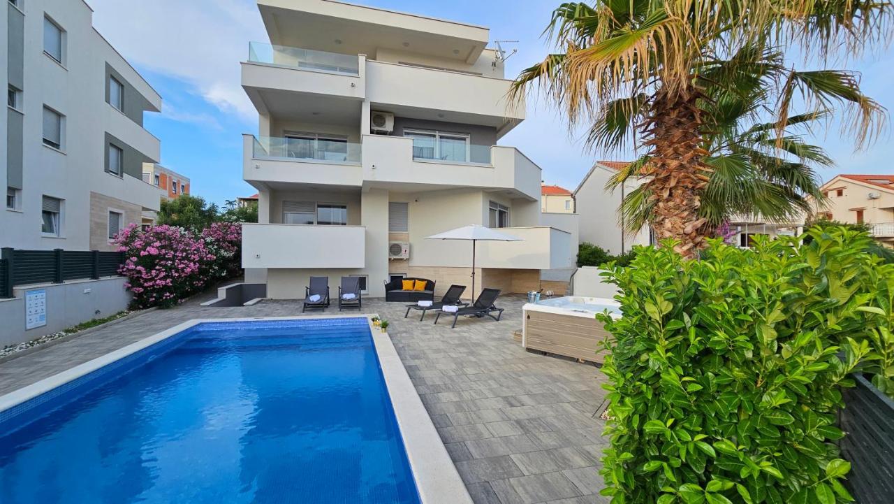 Apartments Pool Villa Aldura Novalja Kültér fotó