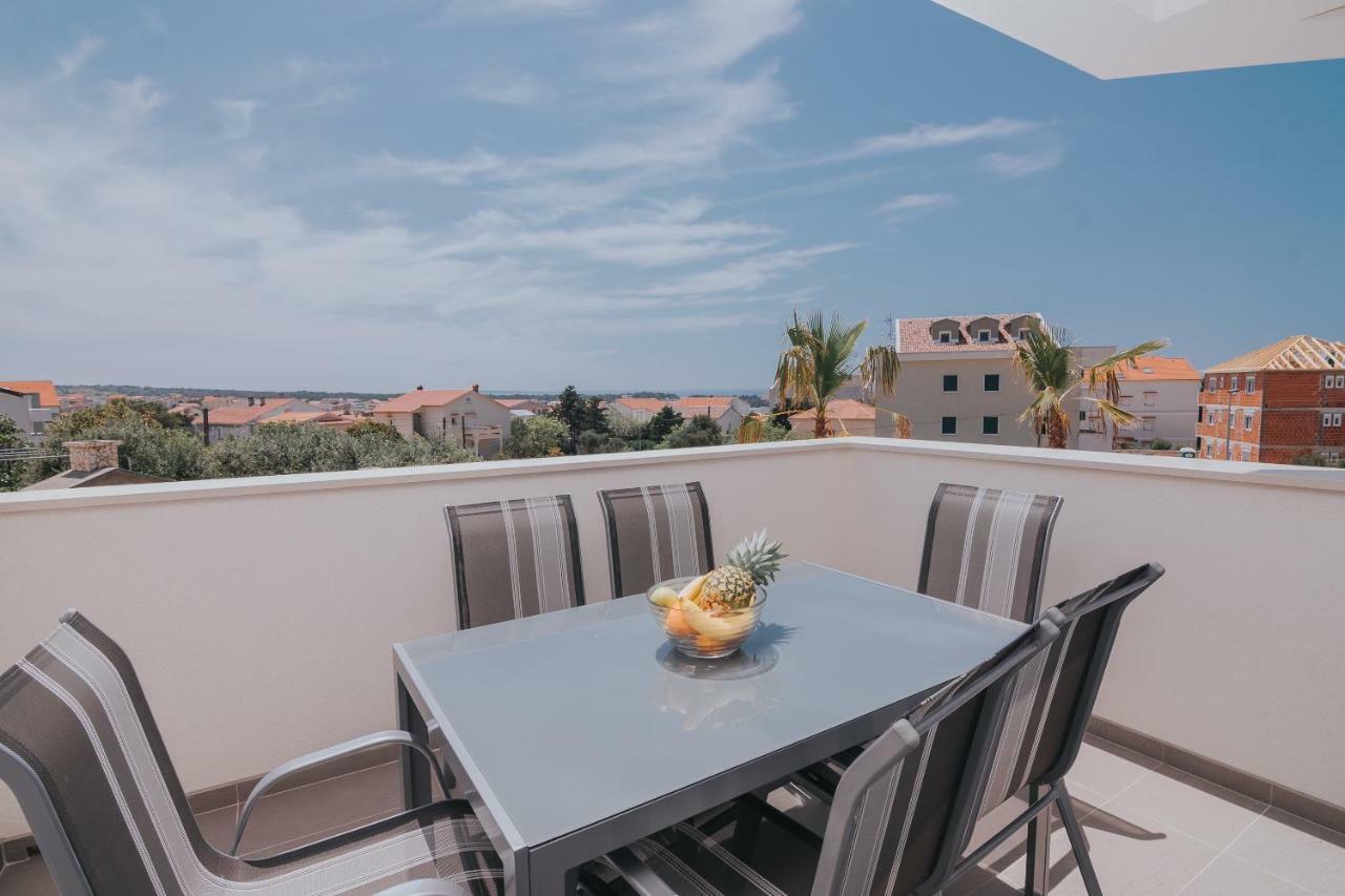 Apartments Pool Villa Aldura Novalja Kültér fotó